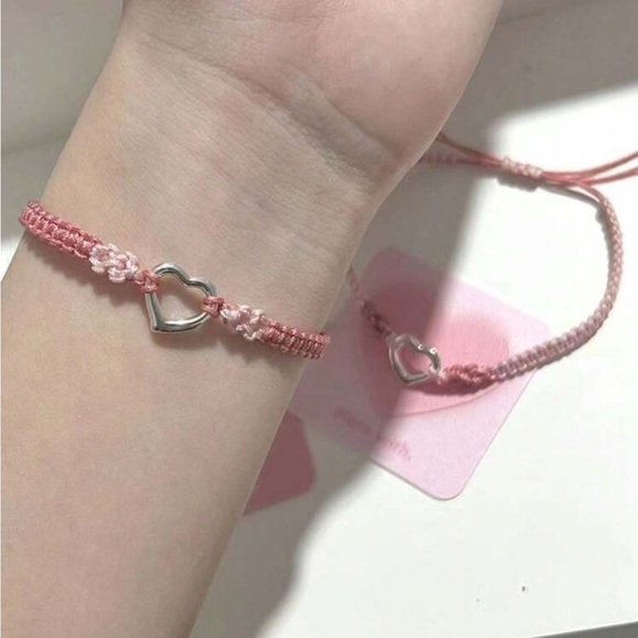 unavailable⚠️Clearance Pink Woven Heart Charm Bracelet - Picture 6 of 6